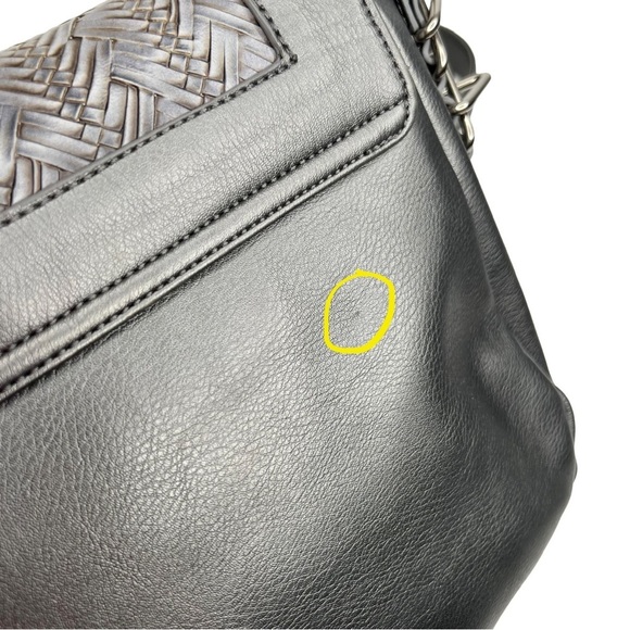 Steve Madden Gray Woven Faux Leather Crossbody Saddle Bag Purse - Picture 10 of 13